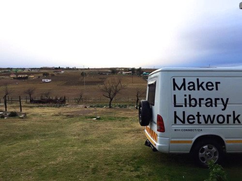 LabCDMX's tweet photo. Conoce cómo caravana de la #MakerLibraryNetwork recorrió el Cabo Oriental de Sudáfrica conectando hacedores https://t.co/LNx6GIpD0p https://t.co/Nm81Hw4aQO