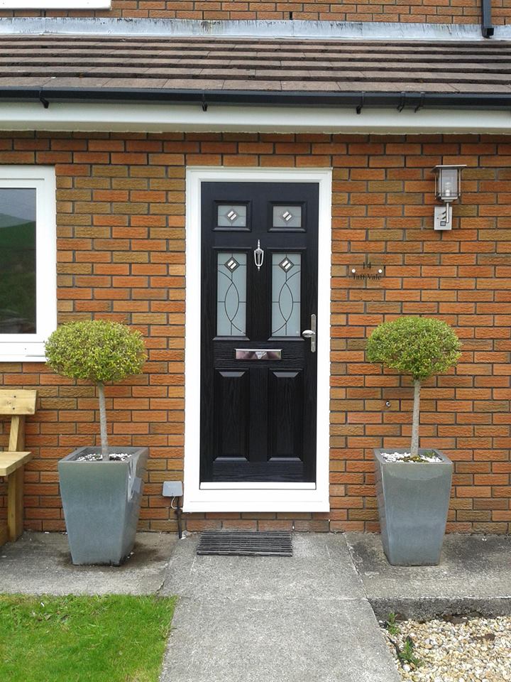 docwindows's tweet image. New door &amp;amp; window installations, service &amp;amp; repairs, cat/dog flaps fitted, glass replacement are a few services we provide.  Free quotations!