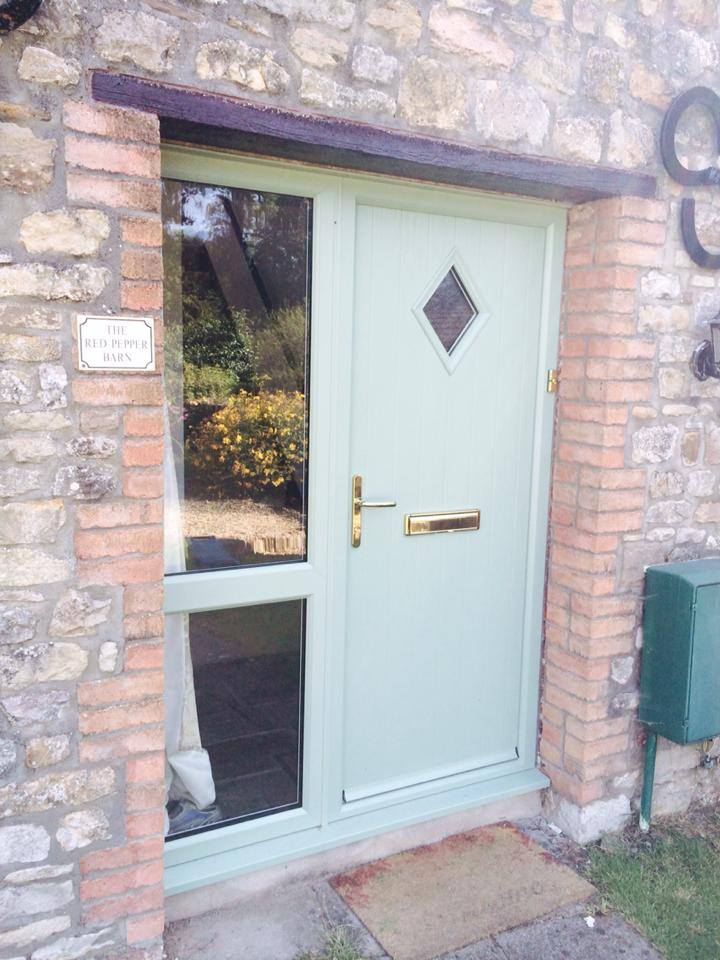 docwindows's tweet image. New door &amp;amp; window installations, service &amp;amp; repairs, cat/dog flaps fitted, glass replacement are a few services we provide.  Free quotations!