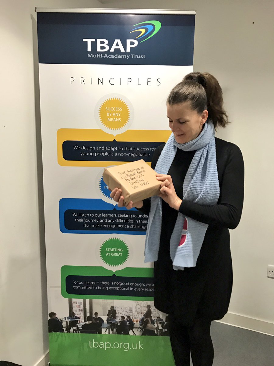 OATBridge1's tweet photo. We've been supporting a wonderful #charity...charity starts at home! #giveandmakeup #boxasmile https://t.co/rz2qt3ionk
