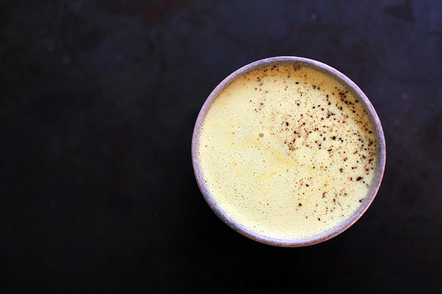 today we're sharing <a href="/BotanicaFoods/">Botanica Restaurant & Market</a> turmeric ginger black pepper latte recipe on <a href="/theelysianedit/">The Elysian Edit</a>: bit.ly/2hp4Rva!