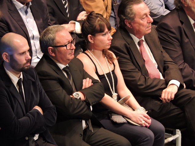 Ronadelles's tweet photo. Eva Prim és difusora del vi en el sentit més ampli. Prescriptora, divulgadora i enamorada del #Priorat. Orgullosos del #PremisCambra2016! https://t.co/3EIFGTACnJ