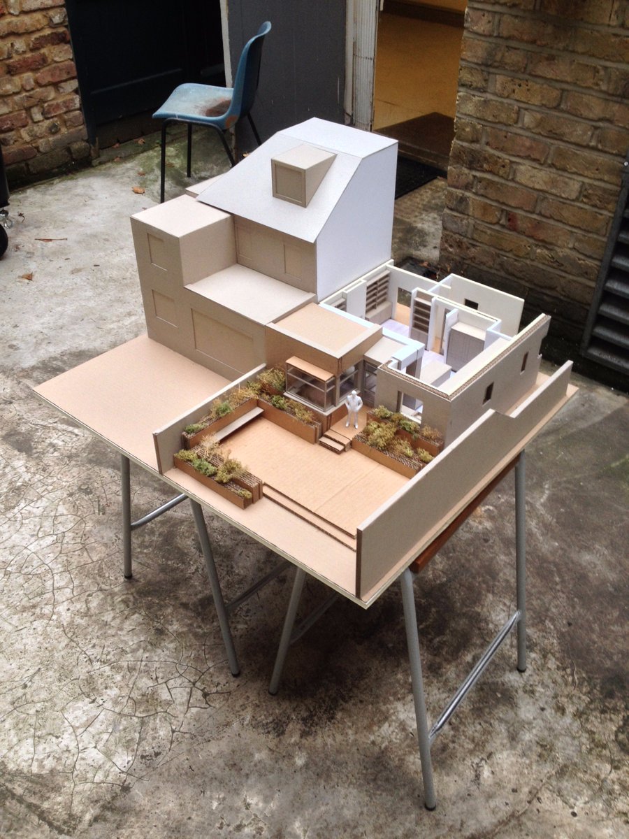 model photography suite at 26 Hanbury Street <a href="/Mickling3/">Henrietta McMicking</a>