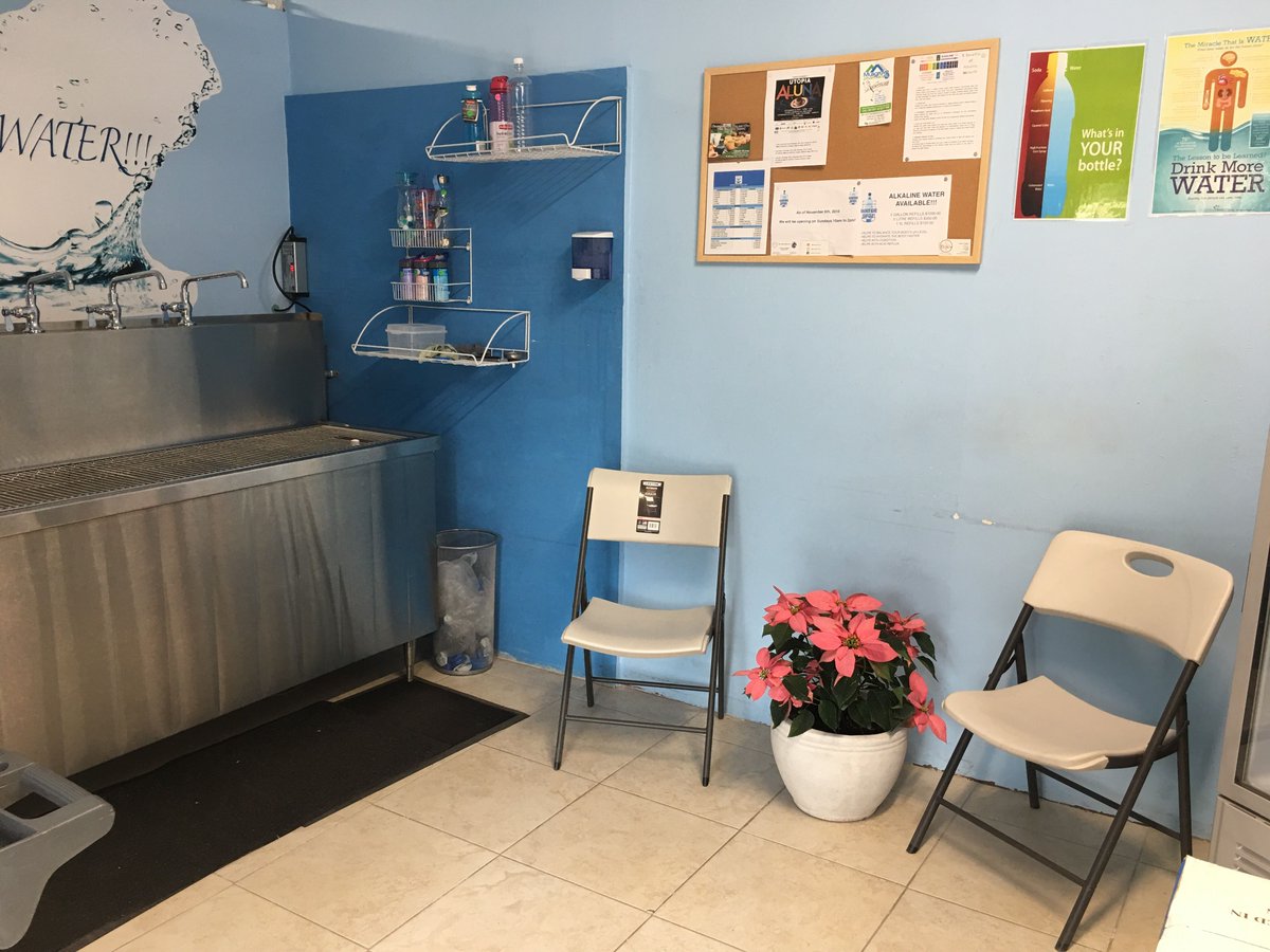 Bottled Water available starting at $50.

#waterspotja #hydrateyourself #hydrate4life #hydr8 #hydration #hydrate #hydrateforlife