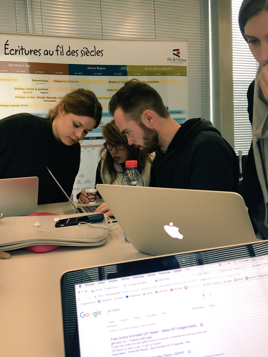 PaulineAbl's tweet photo. La #teamExtra est concentrée au plus haut point ! H-3 avant le pitch 😱 #Hyblab cc @ouestmedialab @LeMagExtra https://t.co/zTHRdHT3W3