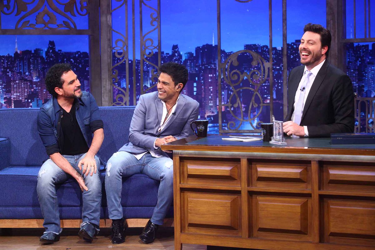 Cultura95's tweet photo. ✔ #ZCL ★ @zcloficial ★no #TheNoite ☛ https://t.co/K5a7xoKGp1  #ZCL2016 #ZCL25Anos #CotoveloVaiDoerZCL #ZCLnoTheNoite #FacebookZCL #éoAmor S2 https://t.co/5P4EpUnMPM