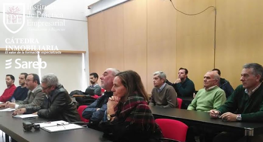 rebs_school's tweet photo. Hoy hemos estado en #CiudadReal, celebrando un encuentro muy especial marcado por la presencia del SAREB y la presentación del #pulsIPE https://t.co/vBf99Z0gT7