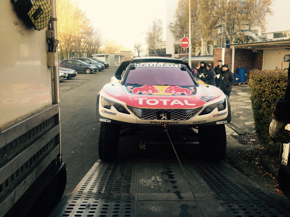 PeugeotTMingos's tweet photo. See you in Argentina ! #PEUGEOT3008DKR #WeLoveDust #Dakar2017 https://t.co/06zqPJ3uW5 https://t.co/FGzKybktvZ