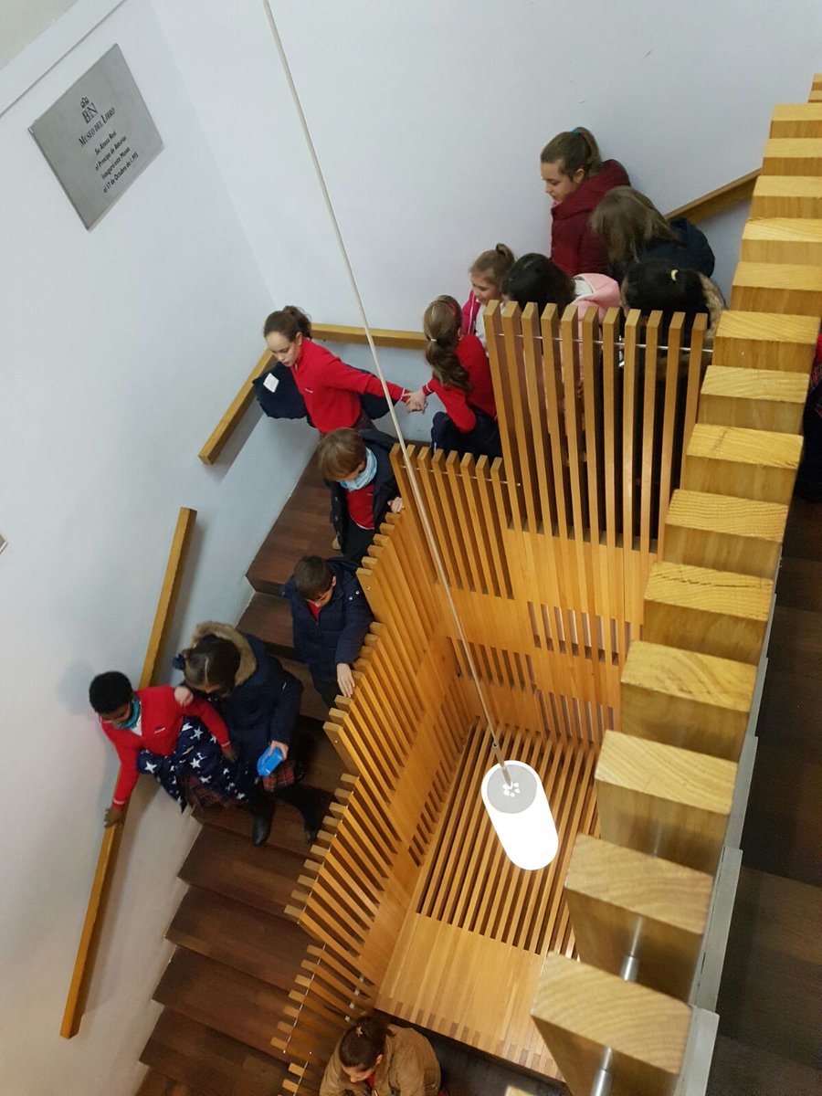 ColegioJoyfe's tweet photo. Hoy algunos de nuestros alumnos de 4º de Primaria han visitado la Biblioteca Nacional ...
#Curso2016 #Joyfe #BibliotecaNacionalDeEspaña https://t.co/UZ3oyhwKWV