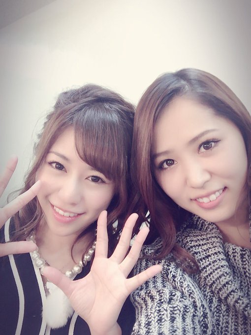卒業しちゃうるかりなさん(；&omega;；)  笑顔がキラキラで すごく素敵で♡ 癒されました♡  最後のライブも頑張ってください♡ https://t.co/llWjdUWKih
