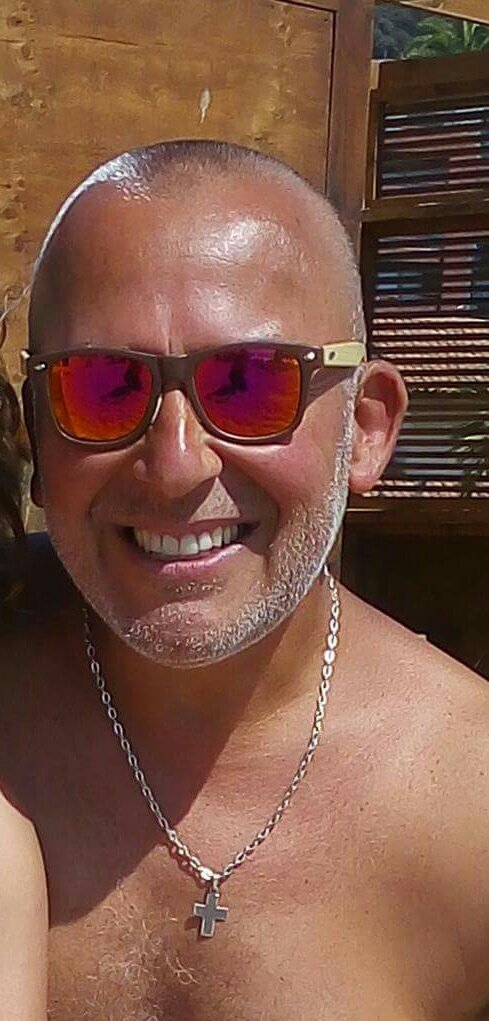 Romychilena's tweet photo. @piu_patricio PATRICIO GUTIERREZ me podría devolver mi #dinero del #trabajo que nunca realizo..
https://t.co/nDrtyDSA12 #reñaca #LTEmprende https://t.co/zh2yeors0J