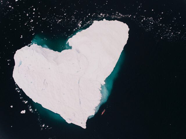 UK, again: "All we need is #Love" - #TheBeatles &amp; <a href="/LewisPugh/">Lewis Pugh</a>
#antarctica #antarctica2020