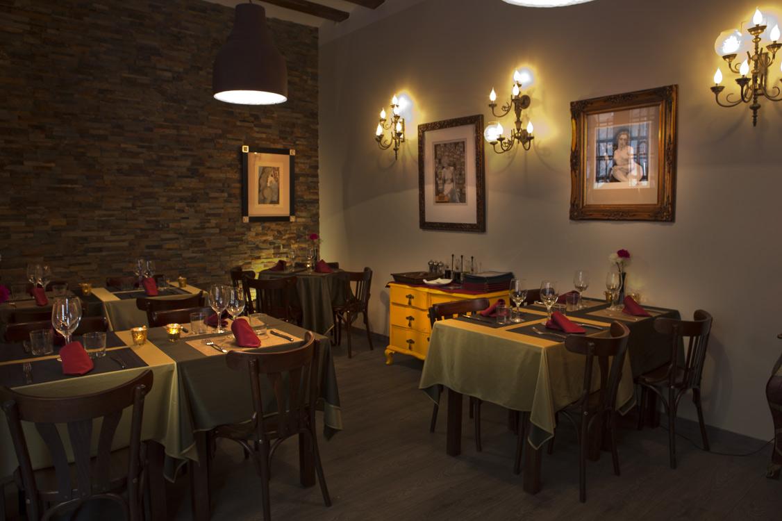 AfroditaRestau1's tweet photo. #afroditarestaurant #afrodita #venus #grupovenus #barcelona #restaurante #mediterraneo #conamor https://t.co/2Sxm4LGiDq