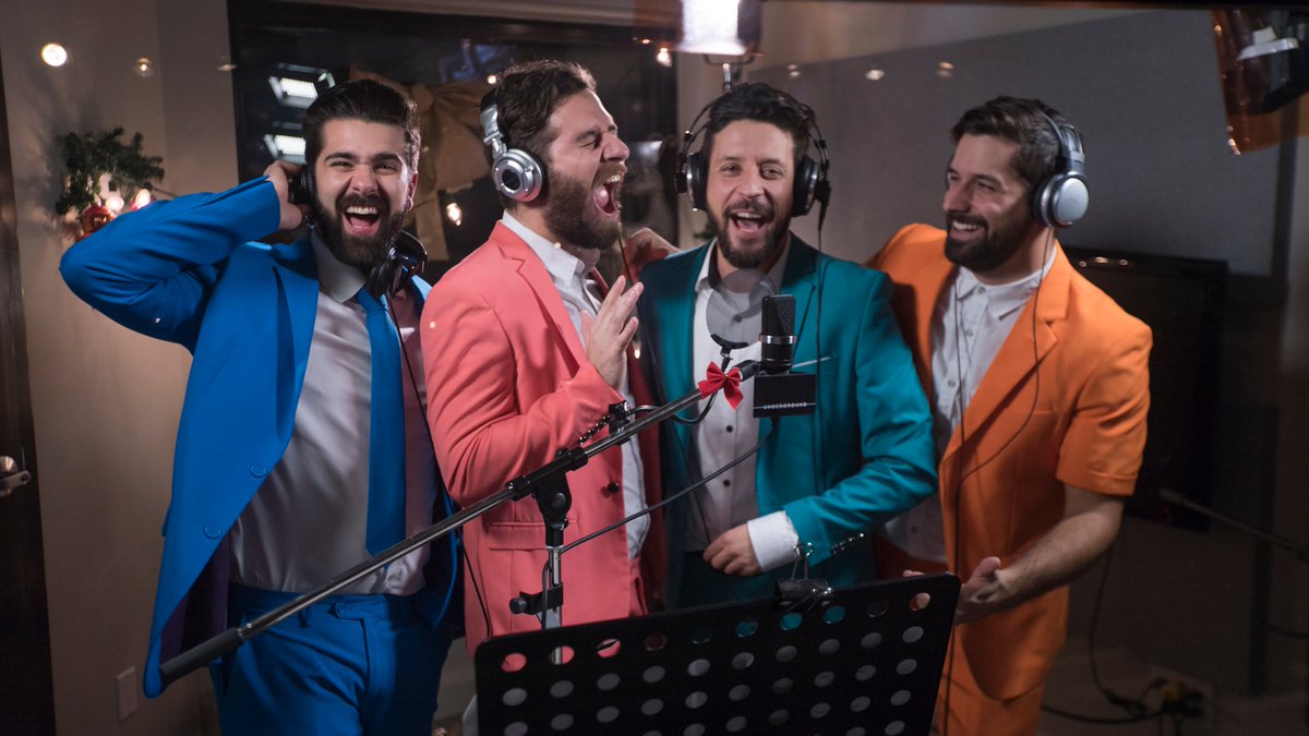 KozeTv's tweet image. Une petite #PARODIE de «We Are The World». En +, on en profite pour redonner! #EnweilleDON #KozepourlaCause [Plus] goo.gl/UXrzx3