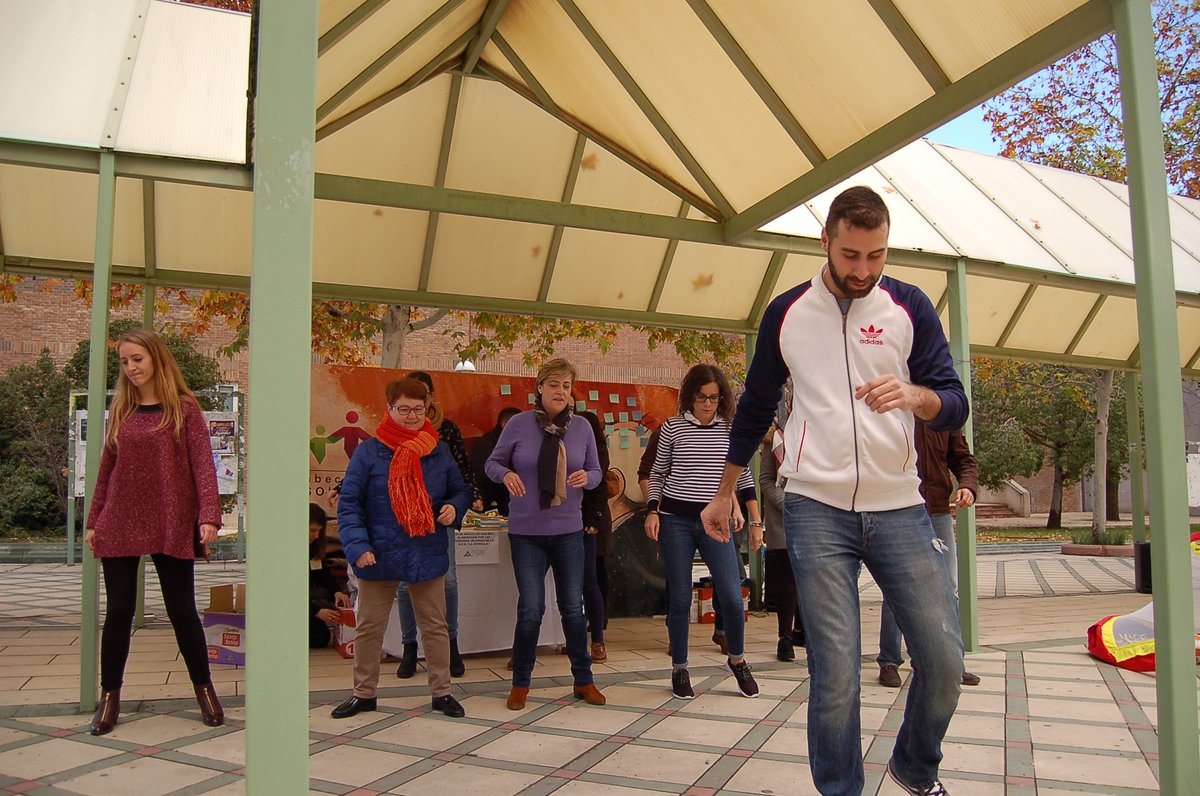 UniradioABCD's tweet photo. Menuda marcha hemos tenido esta mañana en el campus de @ujaen con las actividades de #ABCDariosolidario2016 https://t.co/t0YtF551GX
