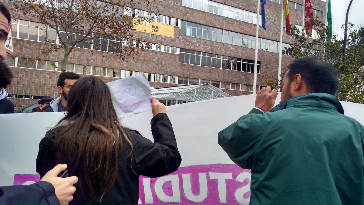 FEL_Madrid's tweet photo. ¿Excelencia es impedir la autoorganización de las estudiantes? Abajo la Universidad del Capital. #MordazaUAM https://t.co/eyqZwNta2C
