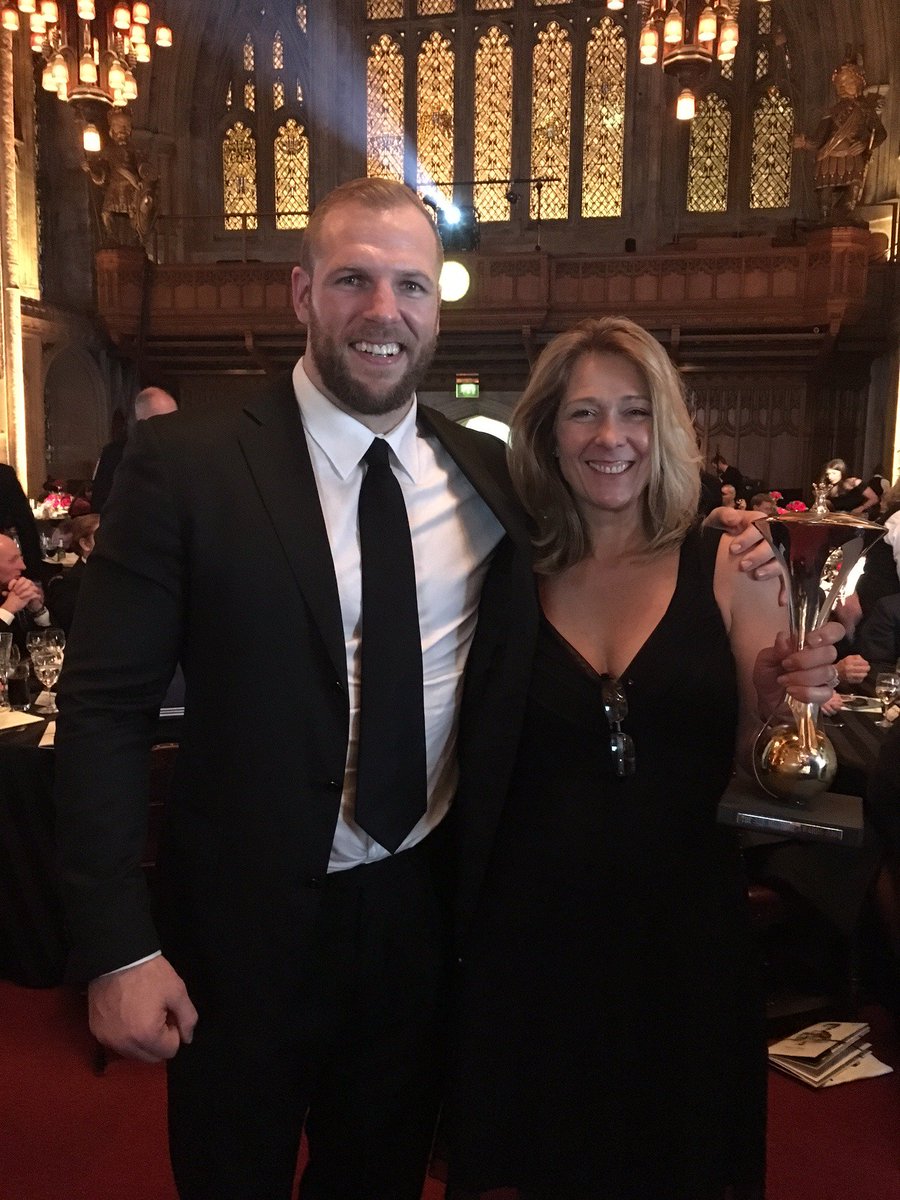 UHBCharity's tweet image. Our Head of Fundraising, Justine,  loved meeting @jameshaskell at the Millies Awards last night.  Thank you for your support.