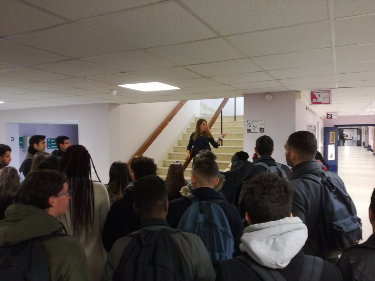 Suite de la visite campus <a href="/unistra/">-</a> le centre sportif universitaire!