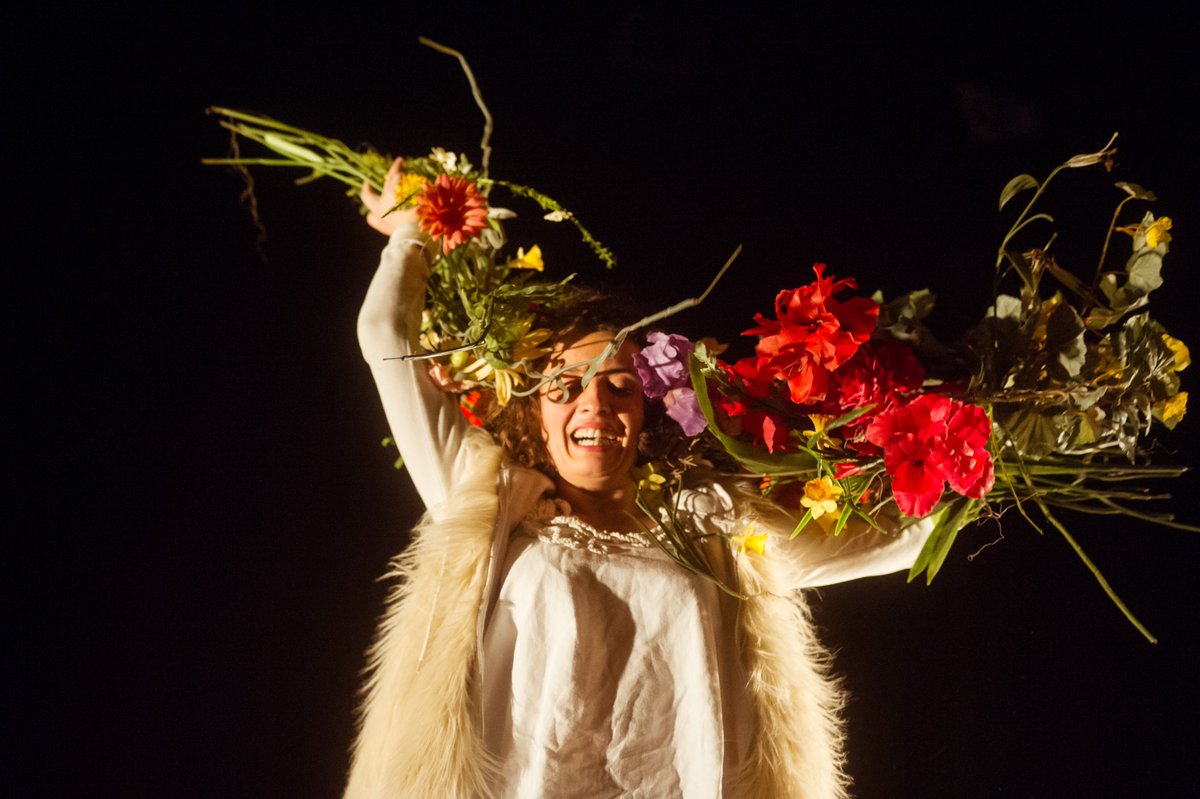 Dim 18 déc à 20h et lun 19 déc à 11h - Ravie - <a href="/LesLubies/">LesLubies</a> . 
Résa  05.57.93.65.40 
guichetnet.fr/pessac/index.h…