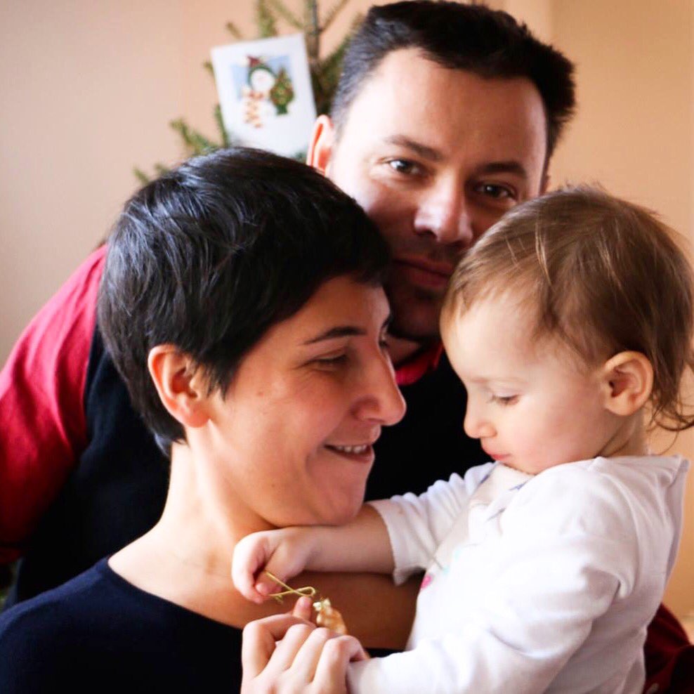 taneacastro's tweet photo. #Tbt d'un dimanche magique en famille #premiersapindenoel #Noel #family https://t.co/T4Oco75QQV