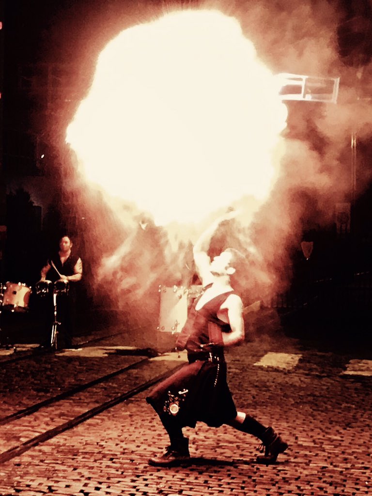 seagency1's tweet photo. #BigThanks @DurcanSarah @AdvantageDMC 4 having us #ICIS2016 @homeofguinness #Fire #Drums #Trad #Rock #SEAentertainment #RaiseTheRoof ! https://t.co/f0OgM9zYdw