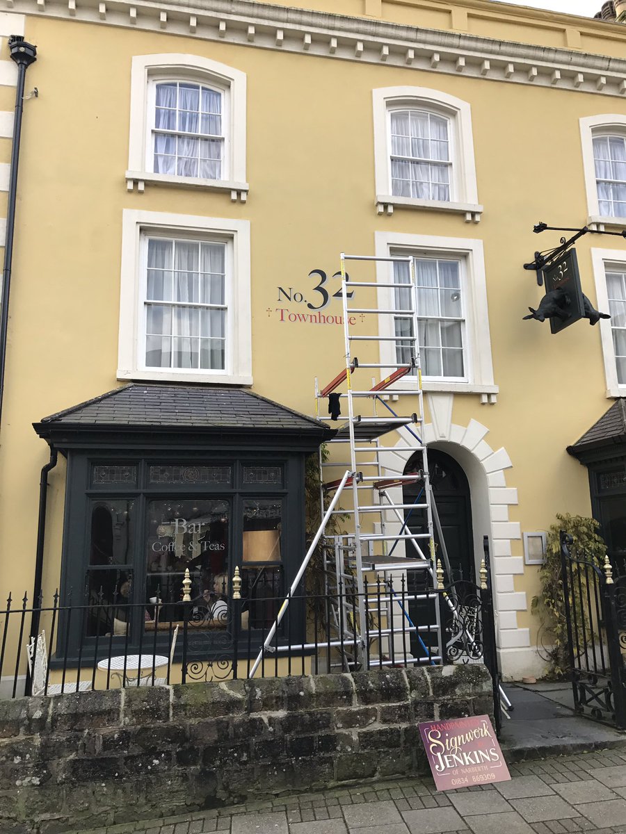 32townhouse's tweet photo. New facia signage at 32 Townhouse... https://t.co/twCHrMDIjO