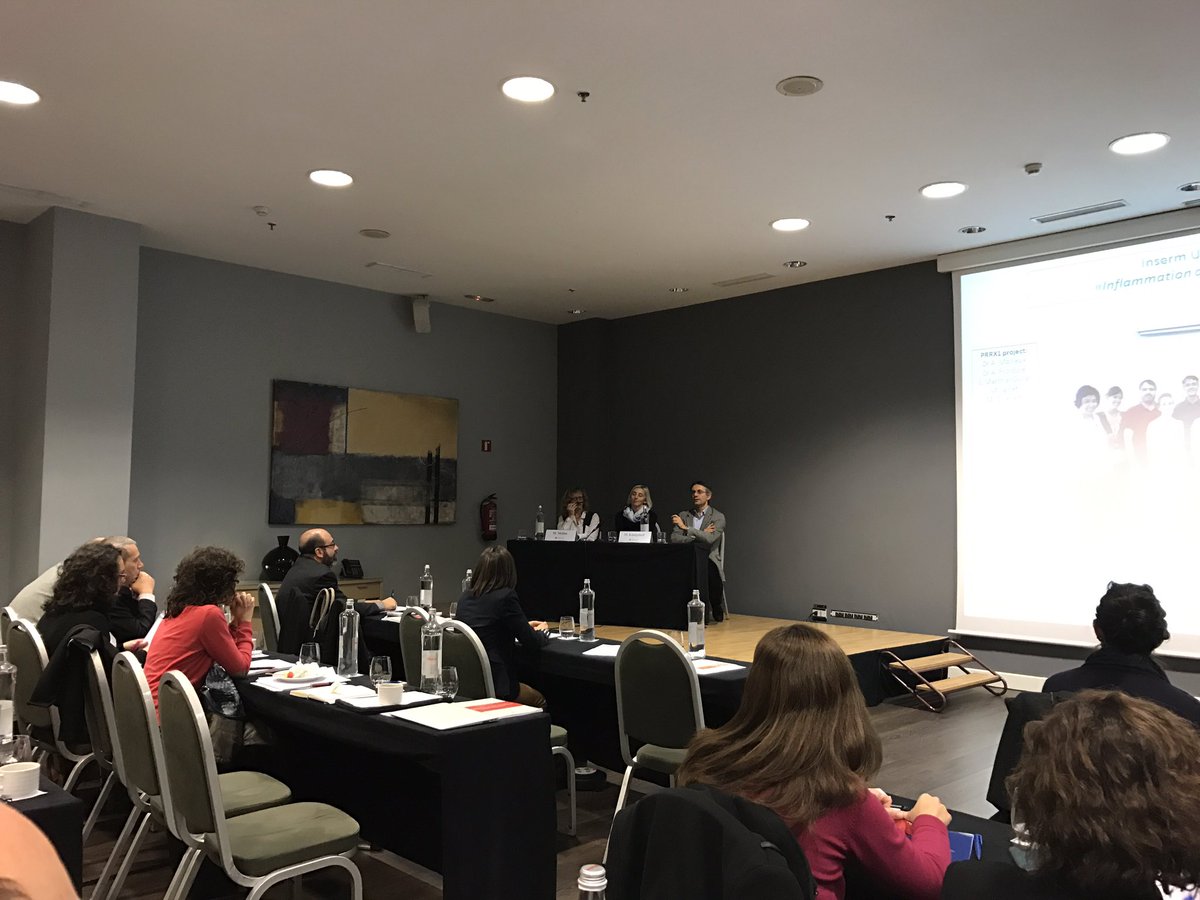 Eickelberg_MD's tweet photo. Debate on culprit cells in #IPF @ERSTalk Seminar on #LungFibrosis. @colblackberrys from @PACCM challenging the panel @mbuenof @m_konigshoff https://t.co/PhyJQKC3uT