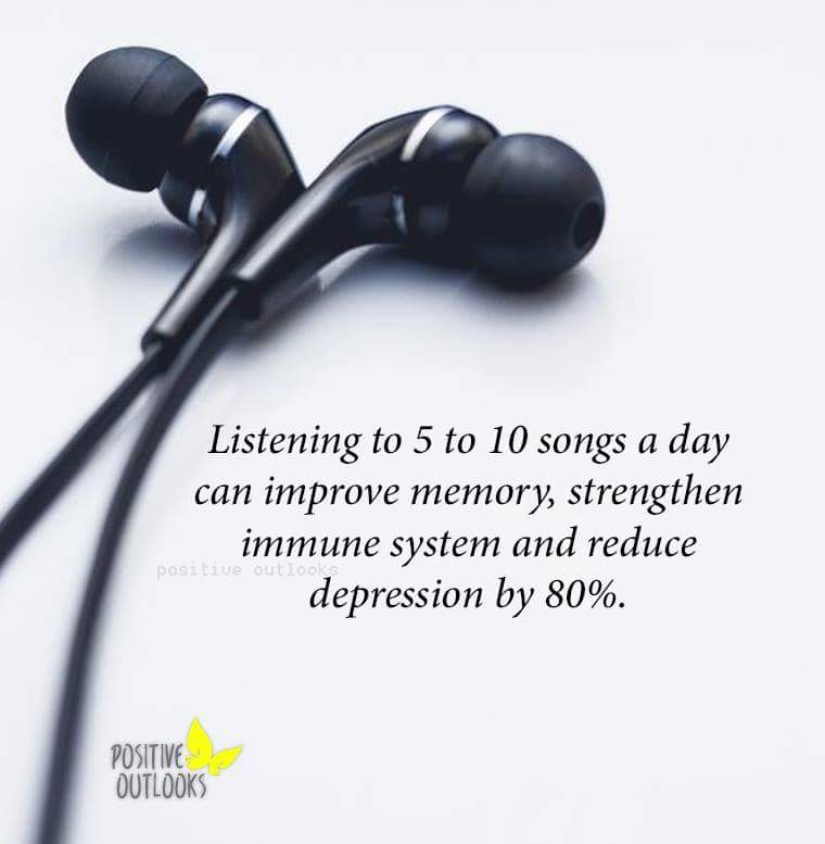 AnishSomas's tweet photo. #headphones #favoritesoundtrack #live_with_music https://t.co/DTlobE5Hu6