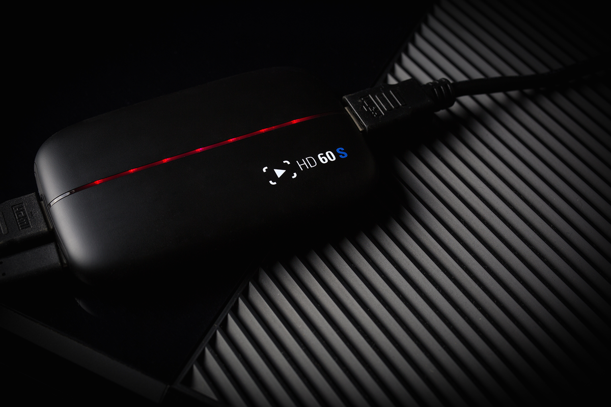 MrBossFTW's tweet photo. CHRISTMAS GIVEAWAY - Retweet and follow to win an @elgatogaming HD60 S (Winner selected 12/24) https://t.co/TeKbe85M9U https://t.co/2MaPdlXKRS