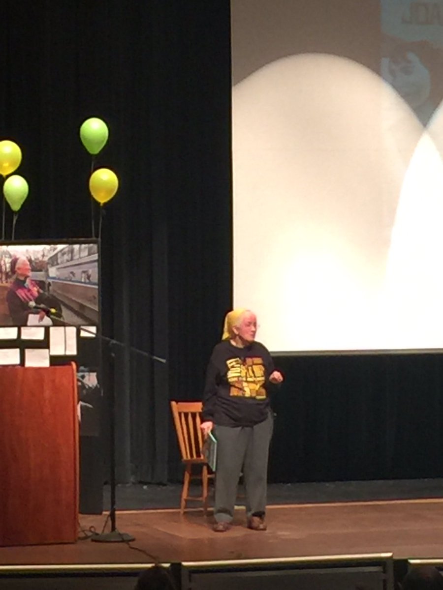 APSDrewlibrary's tweet photo. Listening to a civil rights hero, Joan Mulholland @APSLibrarians @APSDrew #shestoodforfreedom https://t.co/gQFxMnTtjy