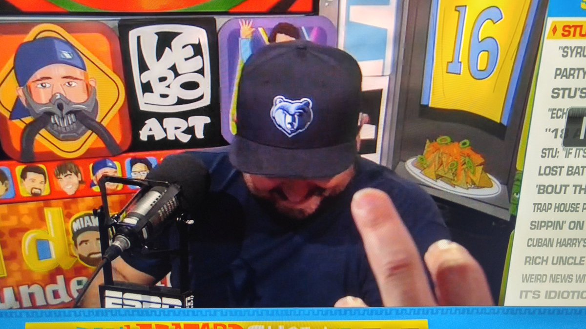 ShererMD's tweet photo. Did Stugotz just flip everyone off ? Sneaky !  @LeBatardShow @Stugotz790 https://t.co/SE9nUG7cRP