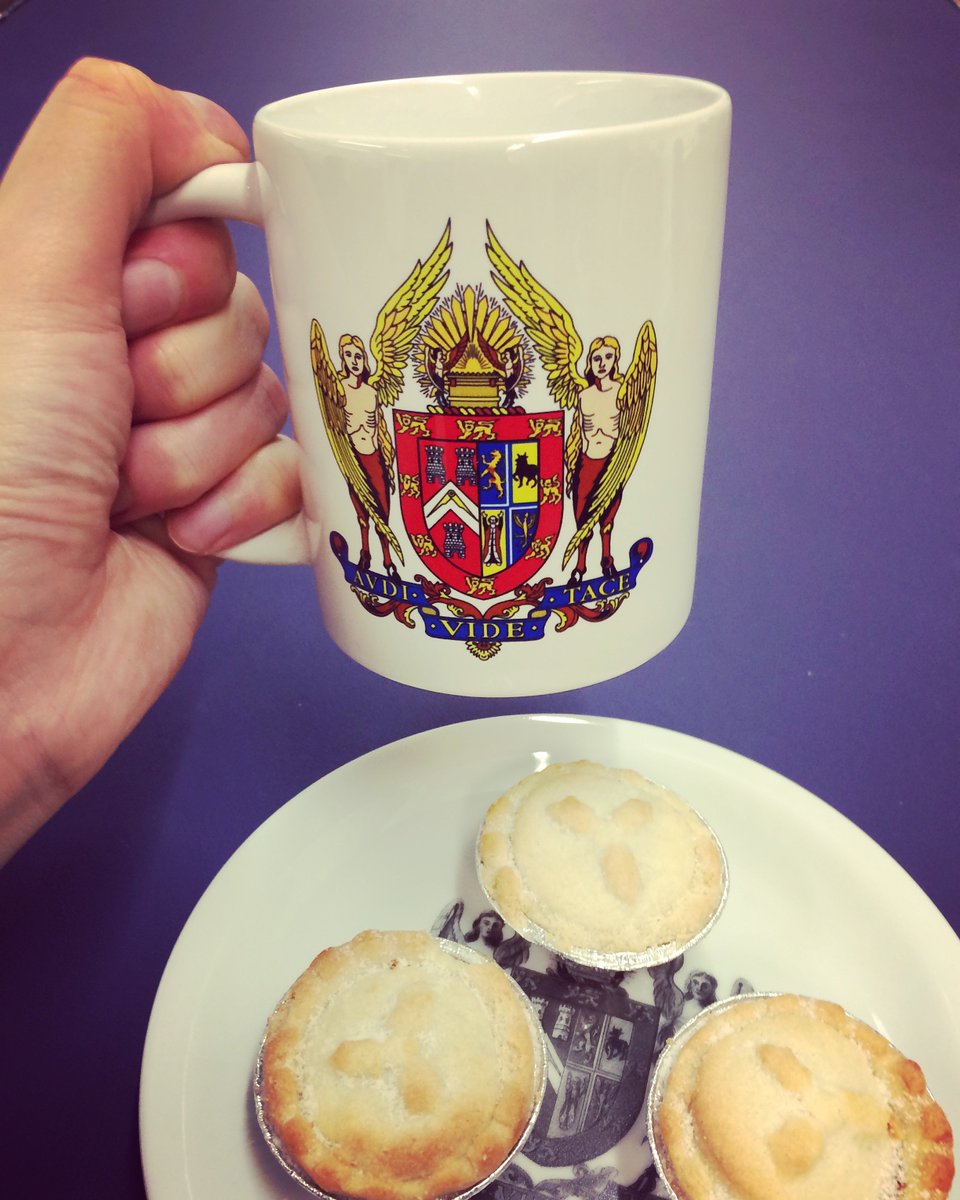 It's #InternationalTeaDay apparently! We take our tea (&amp; mini mince pies!) very seriously here at UGLE HQ ☕ #teatime