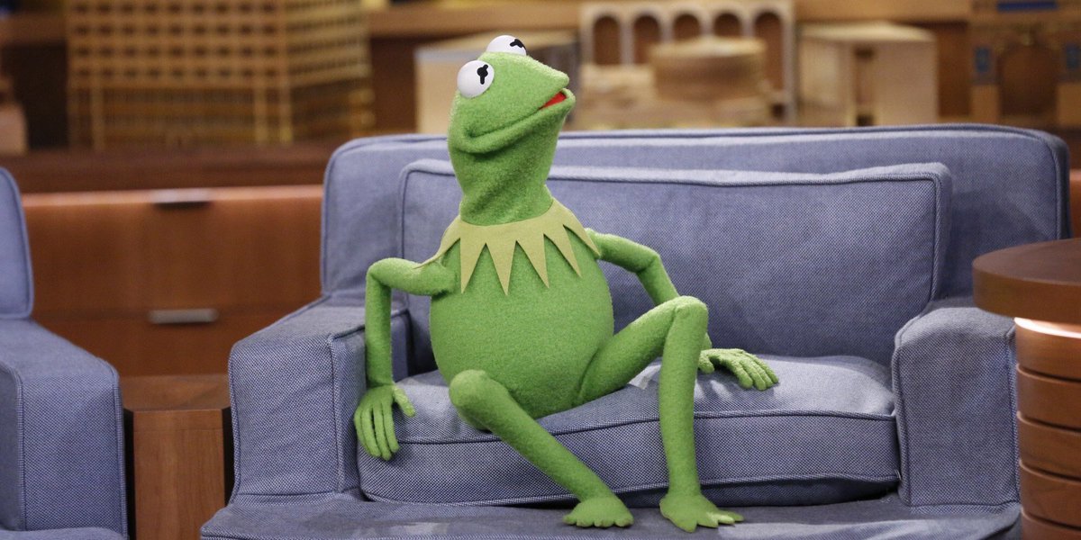 RomancexRadio's tweet image. Bruh lol omg #nerdmoment