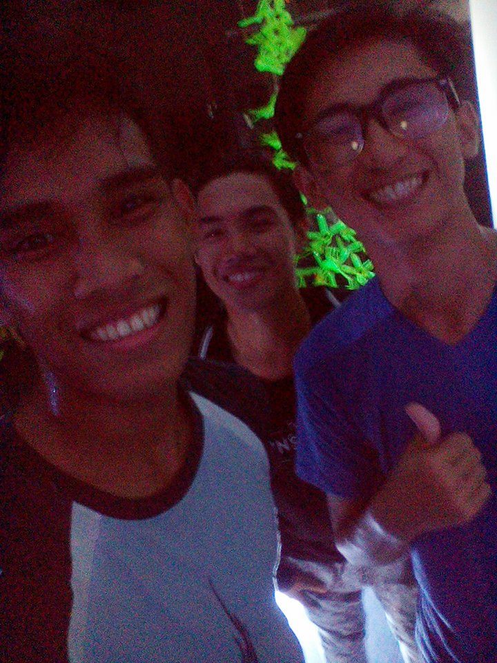 kjortiz247's tweet photo. Wooaaahhhh parttyyyyy partyyy.!! whoaaaaa!! #YES2016 #YearEndSocialization #WildNighty. HAHAHAHA https://t.co/CdnrKAMMEm