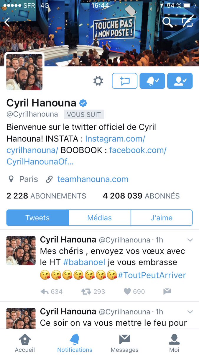 LaLifeDeSoso's tweet photo. Γa y est !!! Merci Babaβ€οΈβ€οΈβ€οΈβ€οΈ Grosse darka pour moiπ
πΌπ
πΌππ Merci #babanoel #babalafee #ToutPeutArriver Merci Γ la #fanzouzesfamily #enkiff https://t.co/xivLQm7O8w