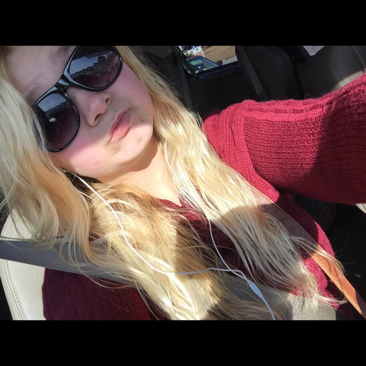 princessd_395's tweet photo. ππ #christmasbreak #lastdaysofclasses https://t.co/9uyDCGxLtn