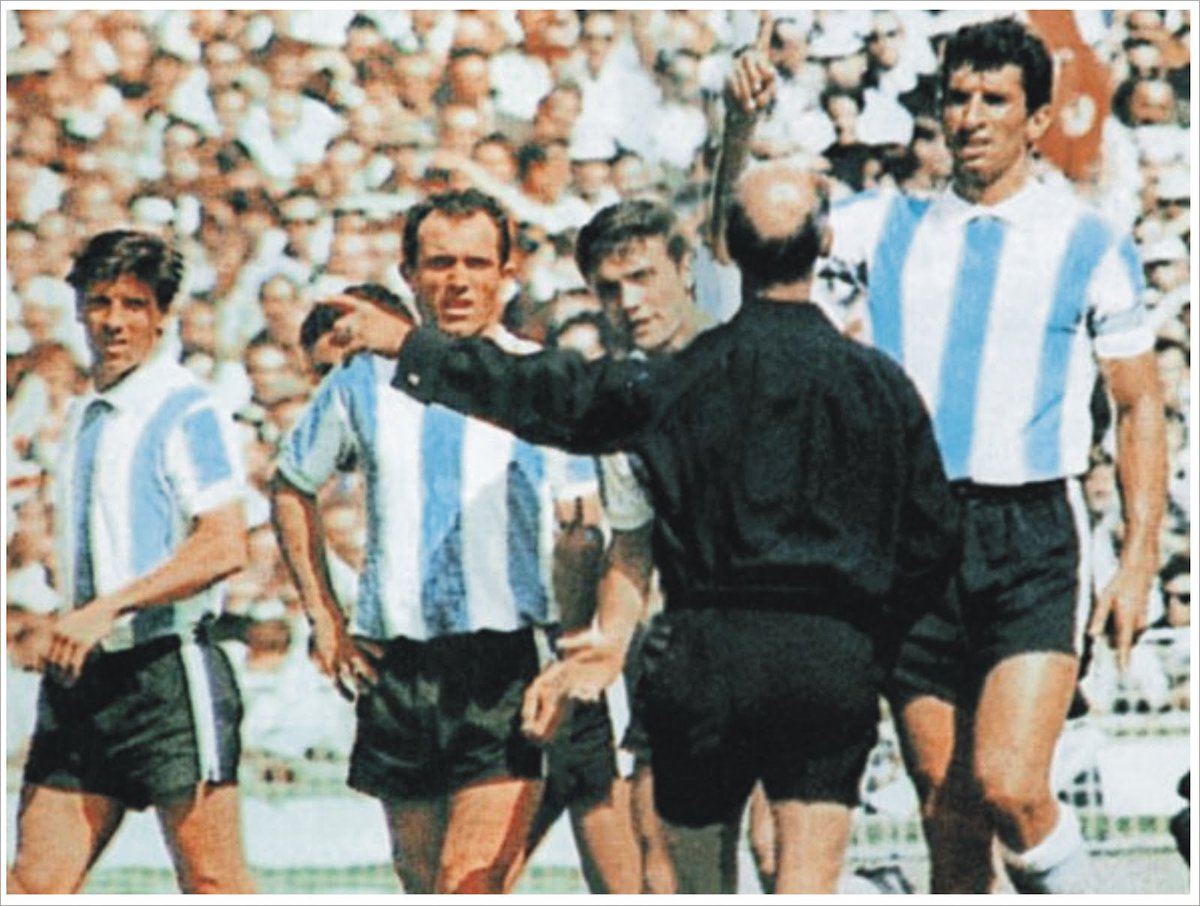 101Partidos's tweet photo. Esta noche 23hs @TV_Publica recordaremos todo el camino @Argentina en el Mundial de fútbol de Inglaterra 1966...polémica con Rattín incluida https://t.co/wMweRc52zV