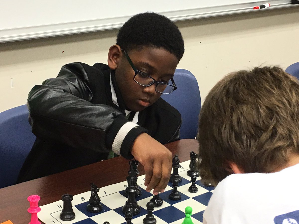 BotSail's tweet image. MerryChessMas! Donate a gently used chess set to our kids! NiceChess.net Lamberts Point Community Center norfolk.gov/Facilities/Fac…