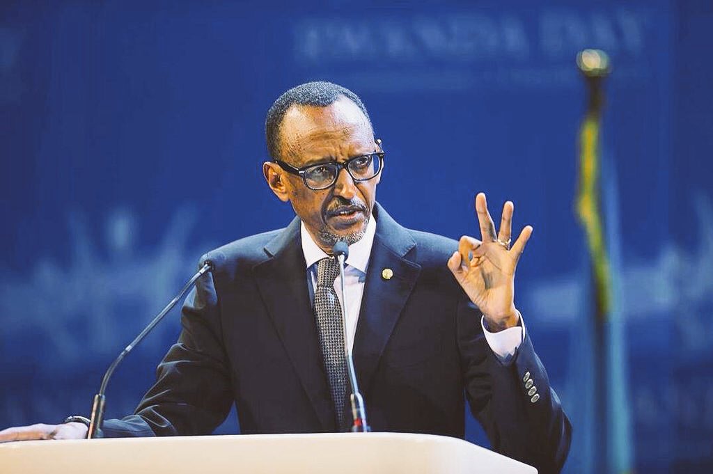 We made 3 choices: 
1. Staying 2gether
2. Being Accountable 
3. Thinking Big 
These shld be thobjectives of Africans