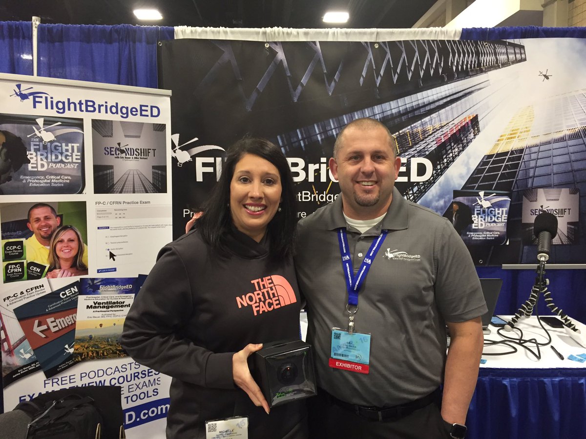 MikeVerkest's tweet image. Congrats to Michelle for winning the Fly360 HD camera giveaway! #AMTC16 @FlightBridgeED