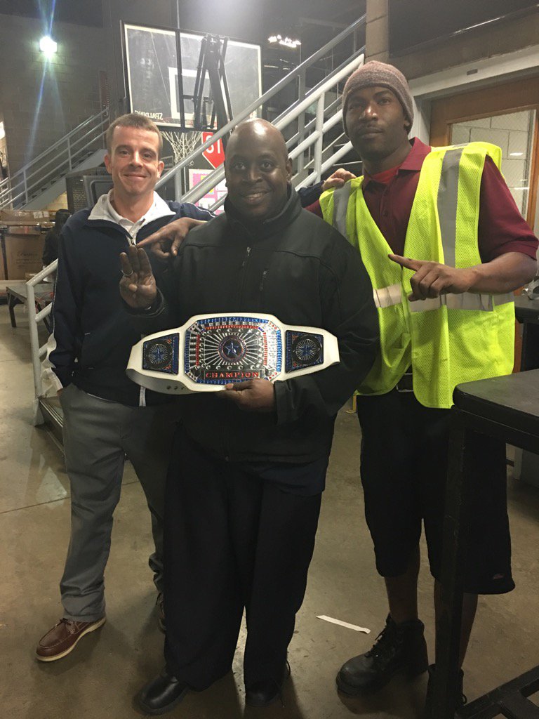 Mightyviking33's tweet photo. Champions on and off the court. Great job. Team effort. https://t.co/uIjo3ri9wC