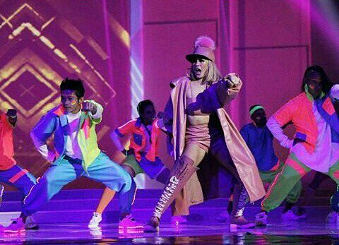 TEAMAGNEZMO's tweet photo. Terima Kasih Sudah Nonton @AGNEZMO Tadi di #TRANSMEDIA15YOU! Check https://t.co/3D6gXwmckC u/ Liat Video Perform #AGNEZMO15YOU @NICofficial! https://t.co/tfqpC4cL8G