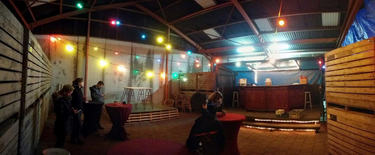 Alles staat klaar voor de JONT en JONT+ feestavond vrijdagavond :)