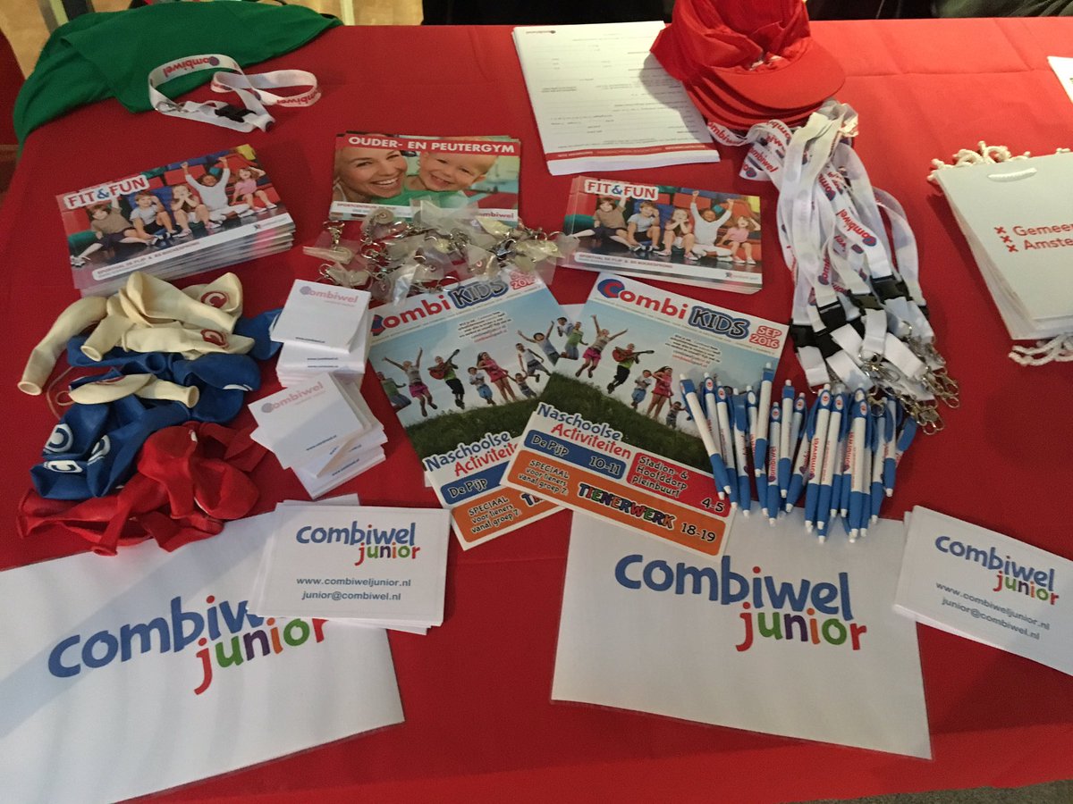 Vandaag stond #combiweljunior in de Stopera, bij de uitgifte van de kind/kledingbonnen #pakjekans #stadspas #amsterdam #dankbaarwerk