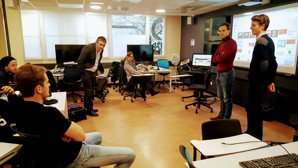 Jeunes startupers incubateur du LAB3.0groupe igsParis rencontrent etudiants annee 5 Esam ecole ds le learninglab:echanges richespassionnants