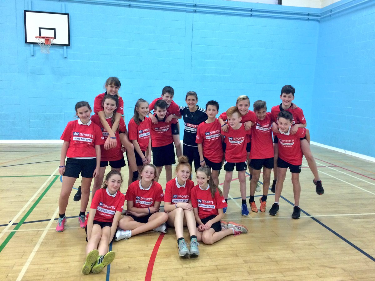 jade_windley's tweet photo. Great @SkySportsLFS visit at Alameda Middle School ππΌ some awesome young leaders & future top athletes here π#SixKeysToSuccess @SkyAcademy https://t.co/WvArHnfbKP