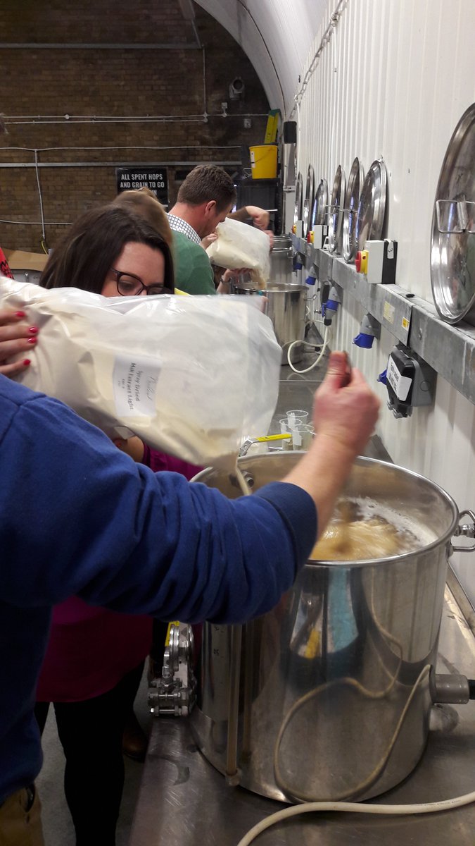 SyngentaUK's tweet photo. Yesterday our Marketing team were learning all about the end stage of the #barley life cycle by #brewing their own beer @ubrewcc https://t.co/PNYhnLR7LA