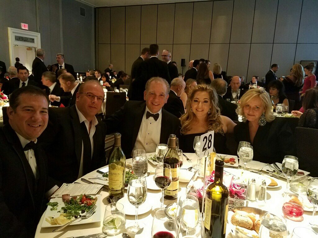 HelloSkylineNYC's tweet image. Great time last night at the JDRF Empire Ball for juvenile diabetes.  And a big thank you to our friends and hosts MGE! #empireball