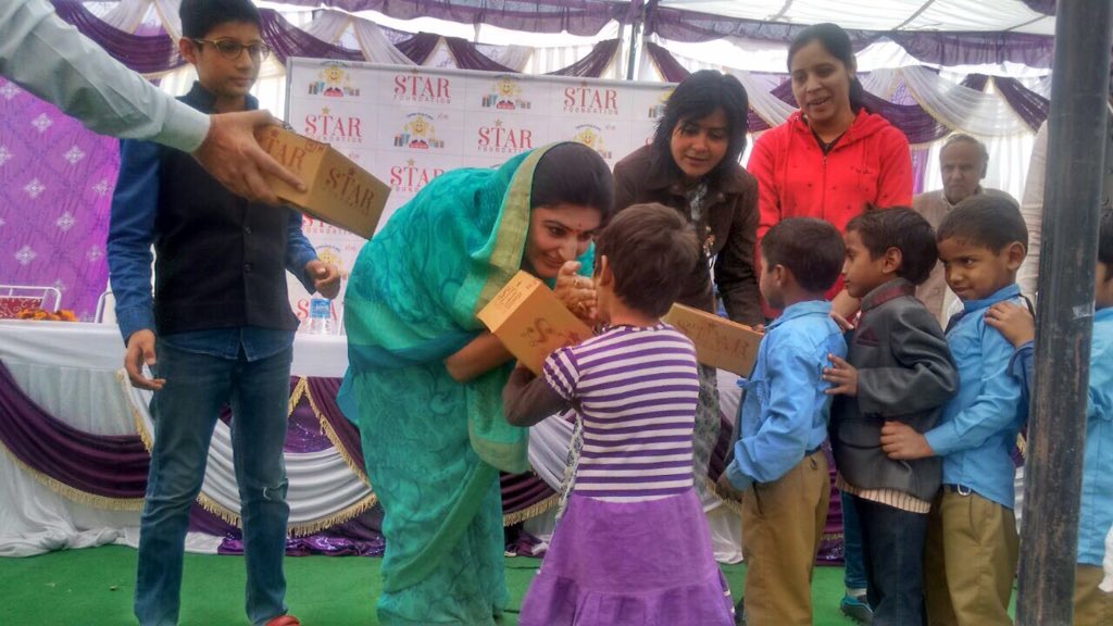 jameelsjam's tweet photo. We thank and congratulate Princess @KumariRukshmani for her great initiative #StarShoeProject . #StarFoundation will rise by lifting others. https://t.co/kT8hHE6yZg