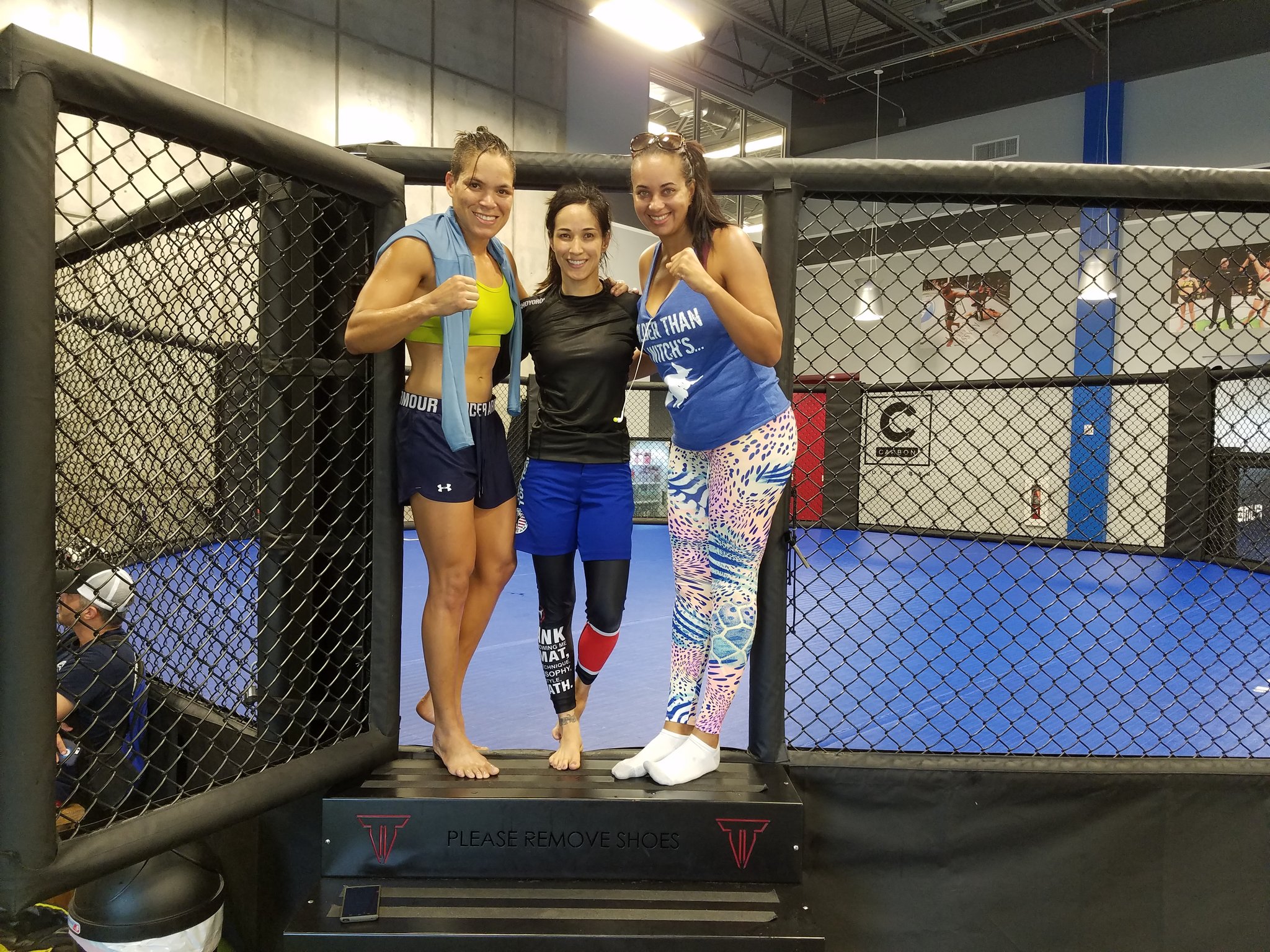 Amanda Nunes on Twitter: "My sister @valdirenenunes1 and @GezaryMatuda… "